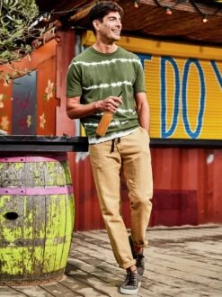 Mittel-Java-Strickshirt -Men's Clothing Verkäufe EC23 6043 DE 1