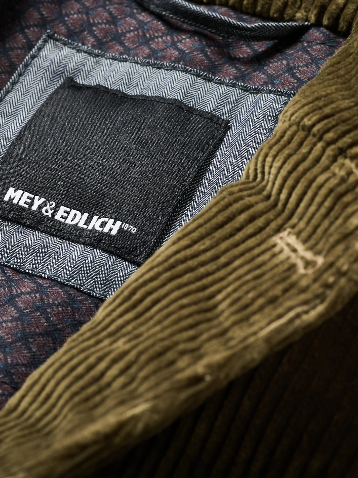 Charakter-Cordjacke 6 Charakter-Cordjacke – Bild 6