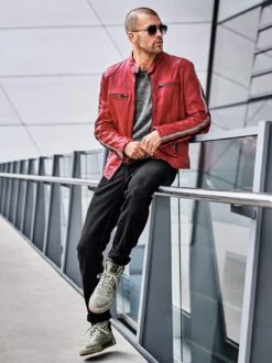 Scuderia-Lederjacke -Men's Clothing Verkäufe EC24 6303 DD