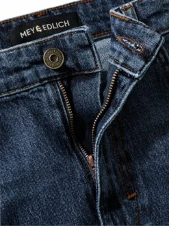 Umgedachte Jeans -Men's Clothing Verkäufe EC24 6979 DG