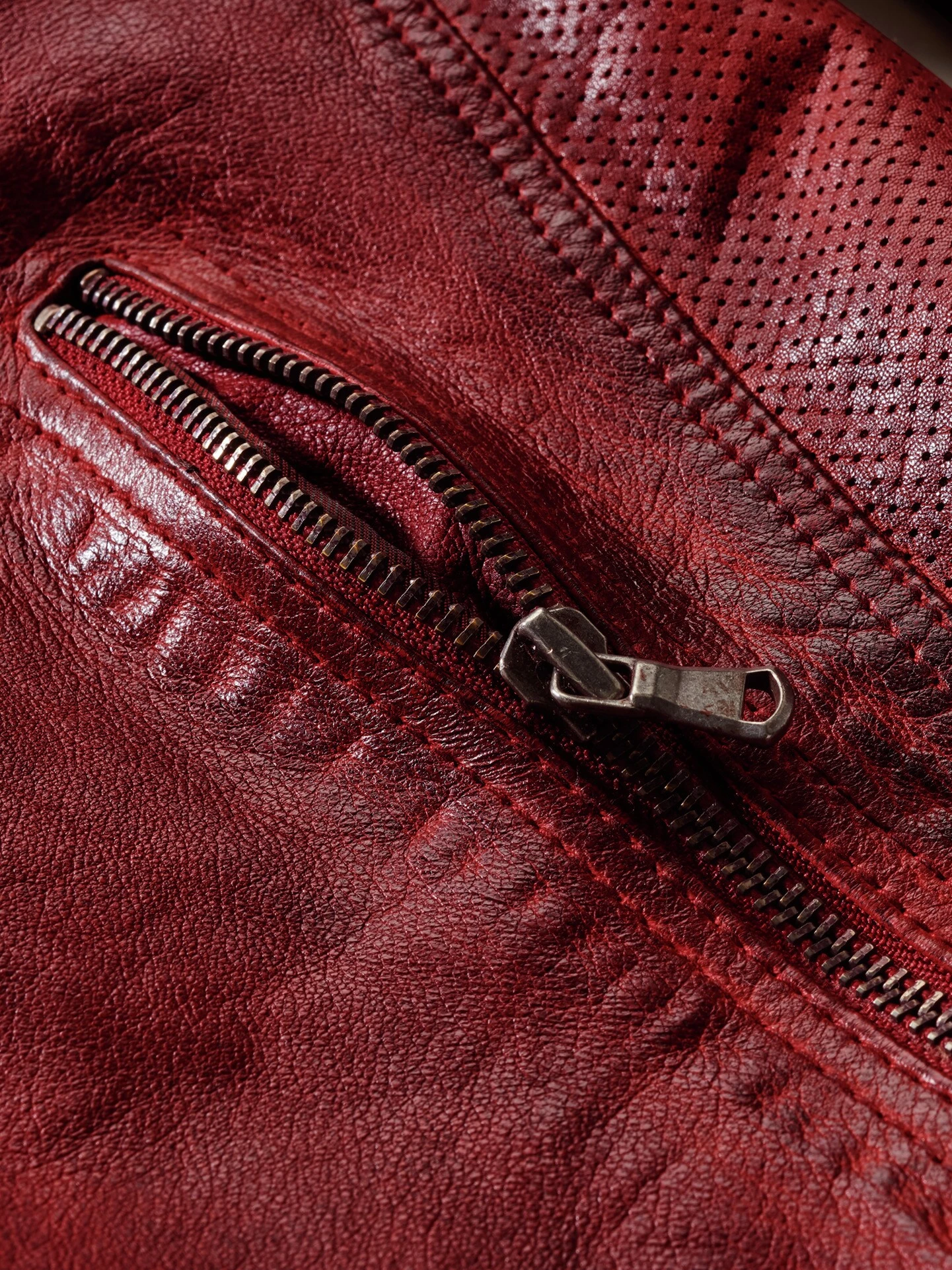 Die Rote Lederjacke 6 Die Rote Lederjacke – Bild 6