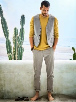 Pordenone-Weste -Men's Clothing Verkäufe EC24 7960 DE